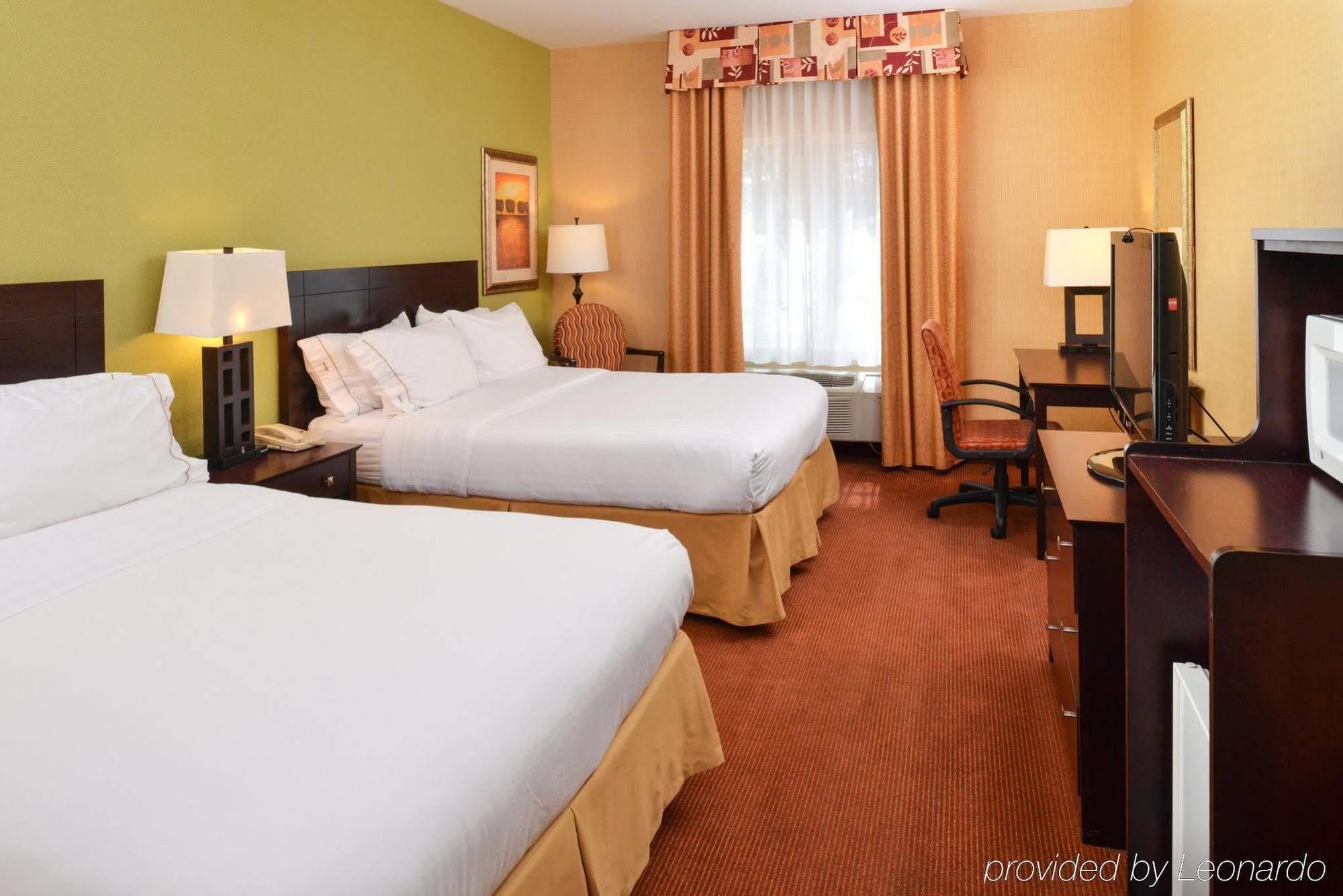 Greentree Inn & Suites Pinetop Bagian luar foto