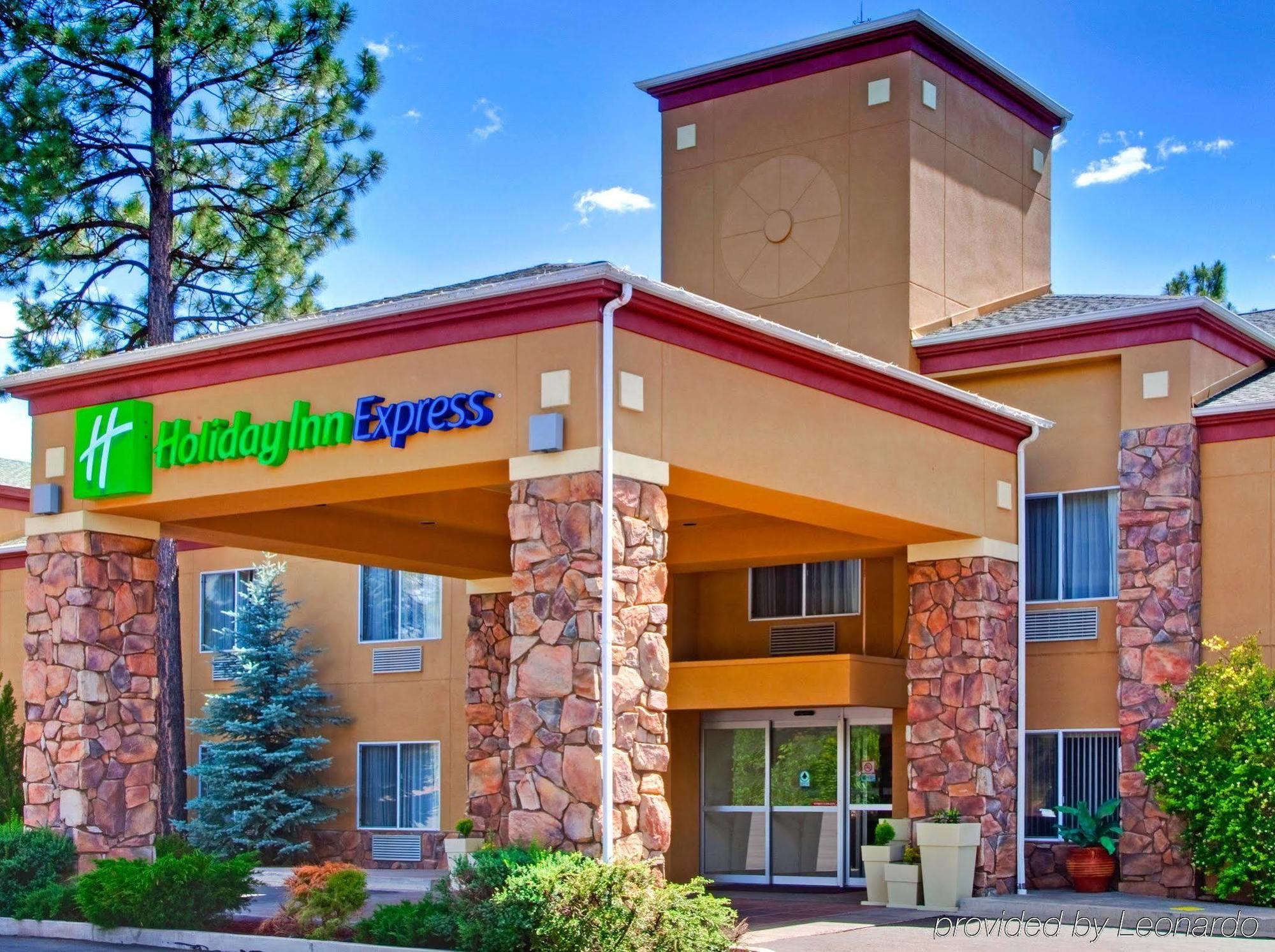 Greentree Inn & Suites Pinetop Bagian luar foto