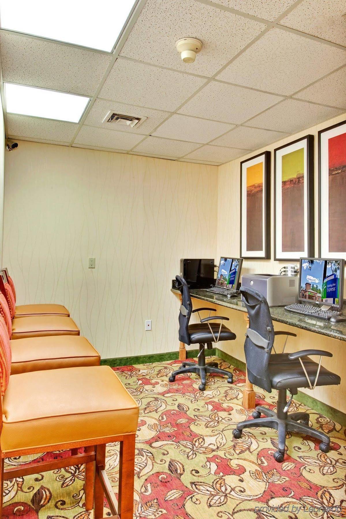 Greentree Inn & Suites Pinetop Bagian luar foto