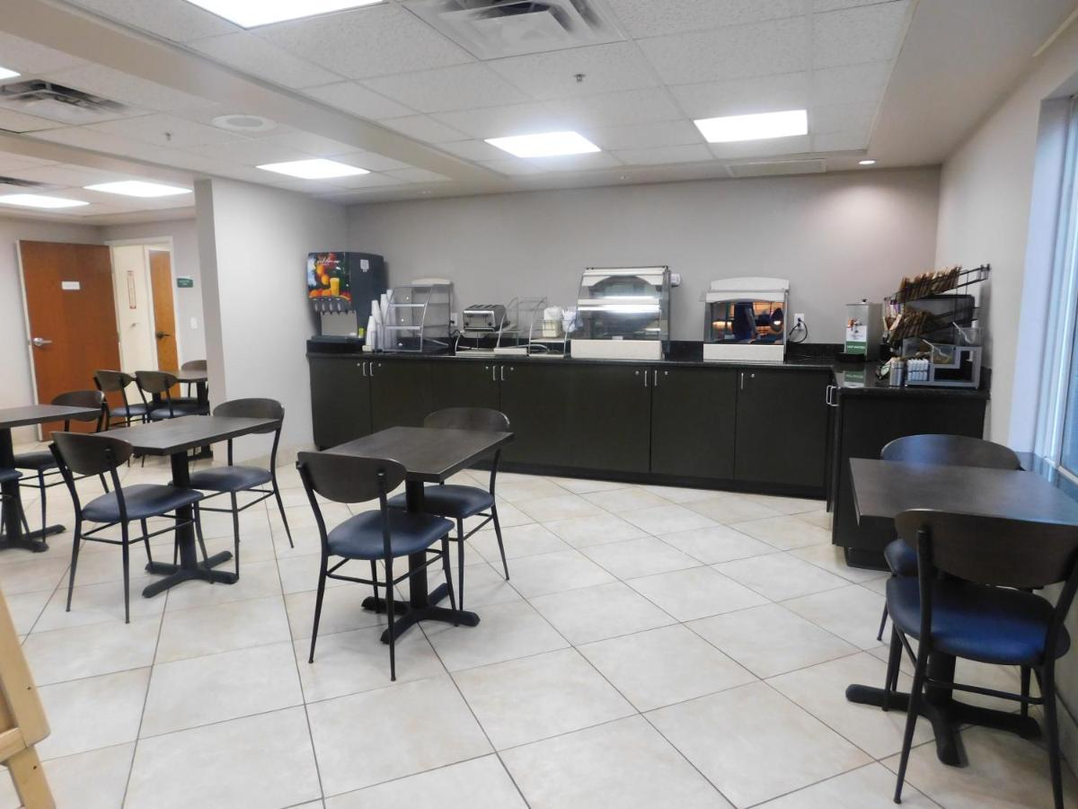 Greentree Inn & Suites Pinetop Bagian luar foto